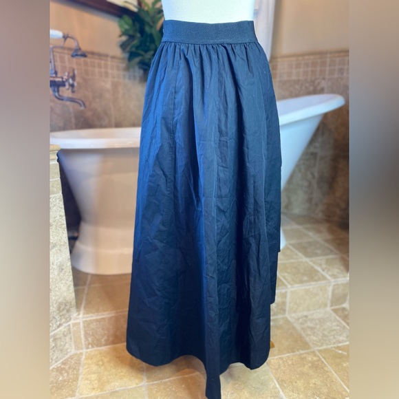 NWT Miin cinched skirt with side zipper size 2 - Picture 5 of 7